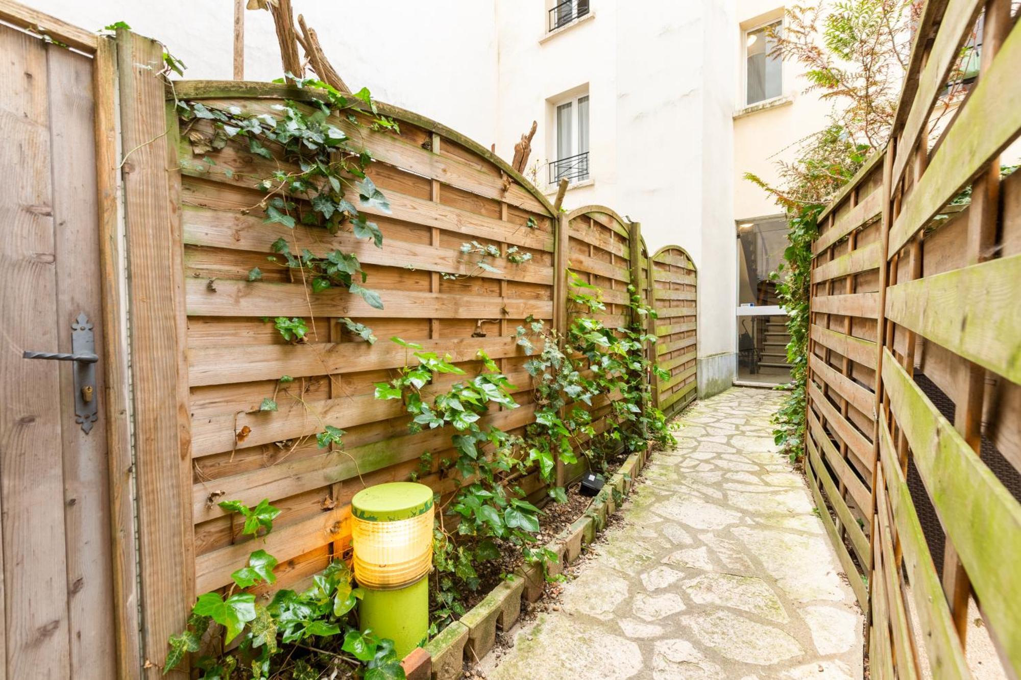 Studio Montonnerre Avec Terrasse Proche Necker Et Montparnasse Paris Luaran gambar