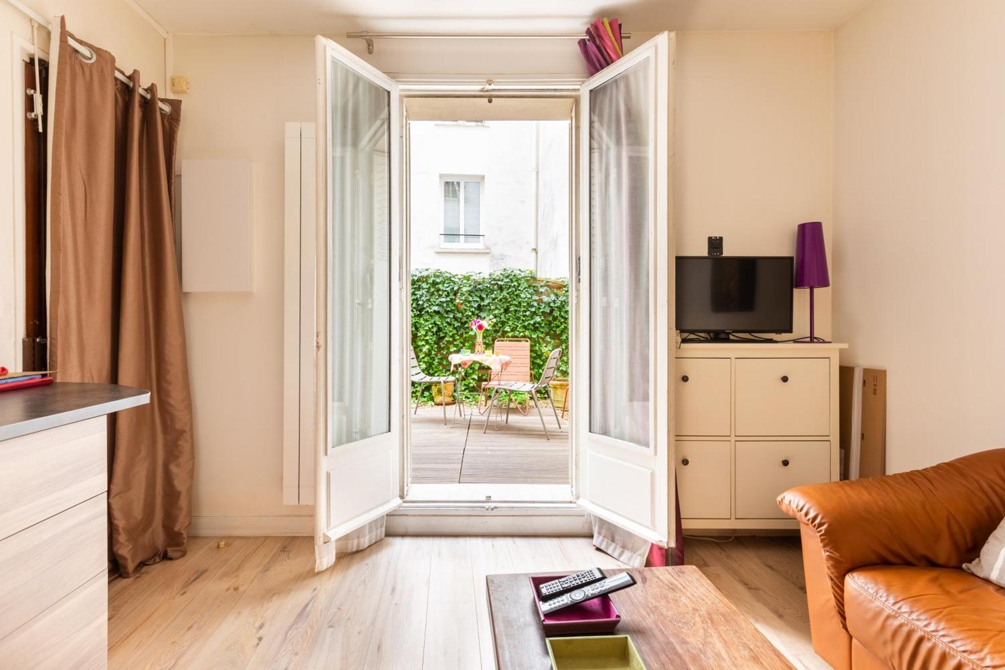Studio Montonnerre Avec Terrasse Proche Necker Et Montparnasse Paris Luaran gambar